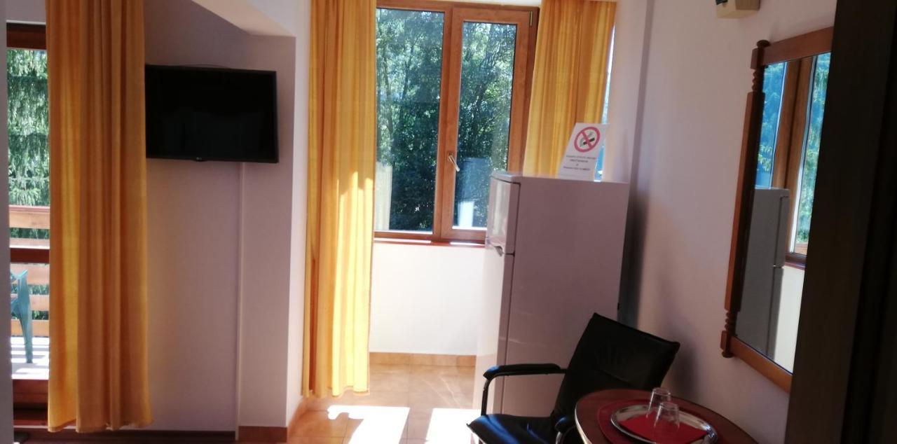 Pension Casa Soarelui Sinaia Exteriör bild