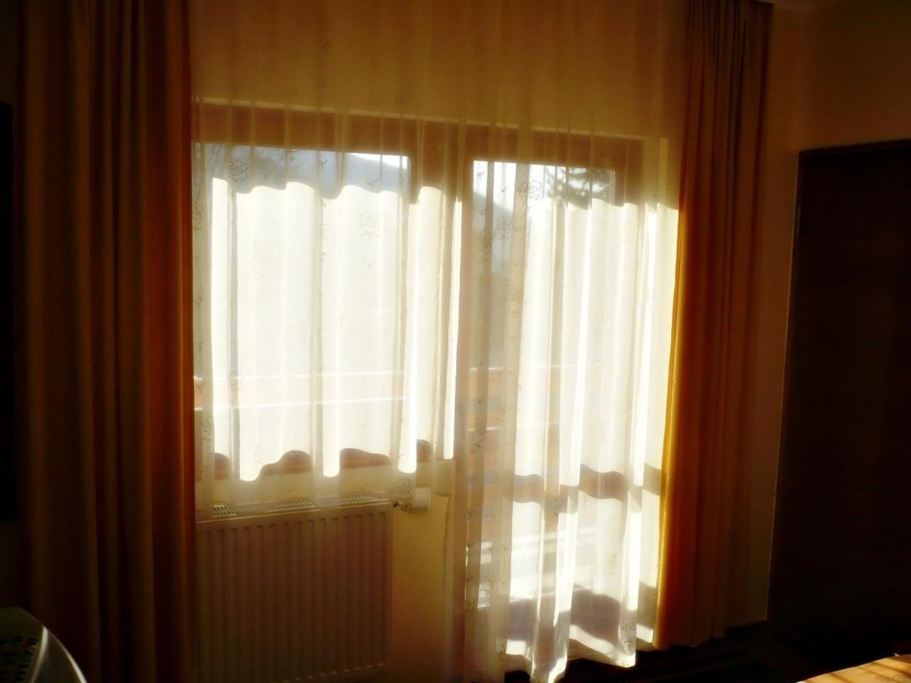 Pension Casa Soarelui Sinaia Exteriör bild